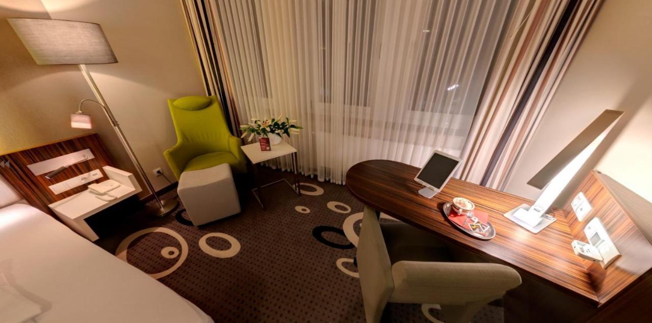 קמניץ Business-Hotel Artes מראה חיצוני תמונה