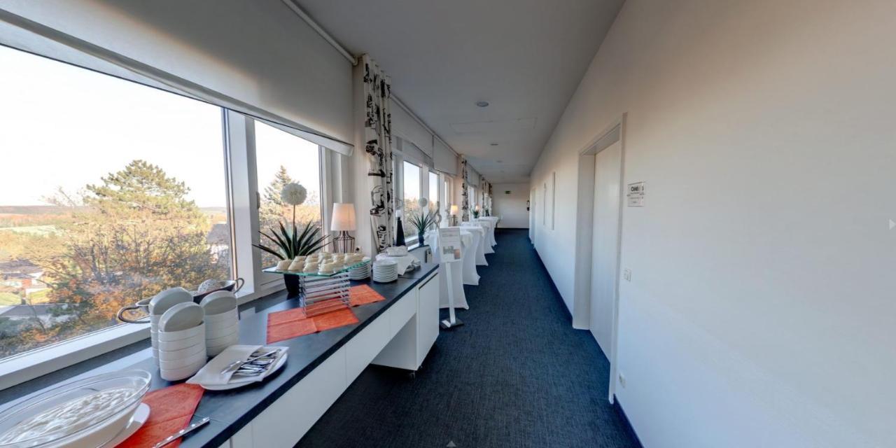קמניץ Business-Hotel Artes מראה חיצוני תמונה
